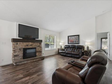 2698 NE Hidden Valley Trail Solon IA 52333
