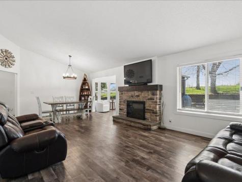 2698 NE Hidden Valley Trail Solon IA 52333