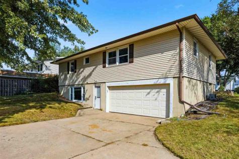 3601 2nd Avenue SW Cedar Rapids IA 52404