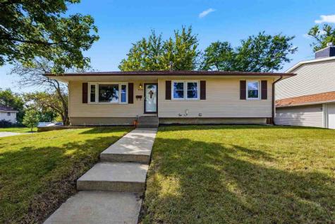 3601 2nd Avenue SW Cedar Rapids IA 52404