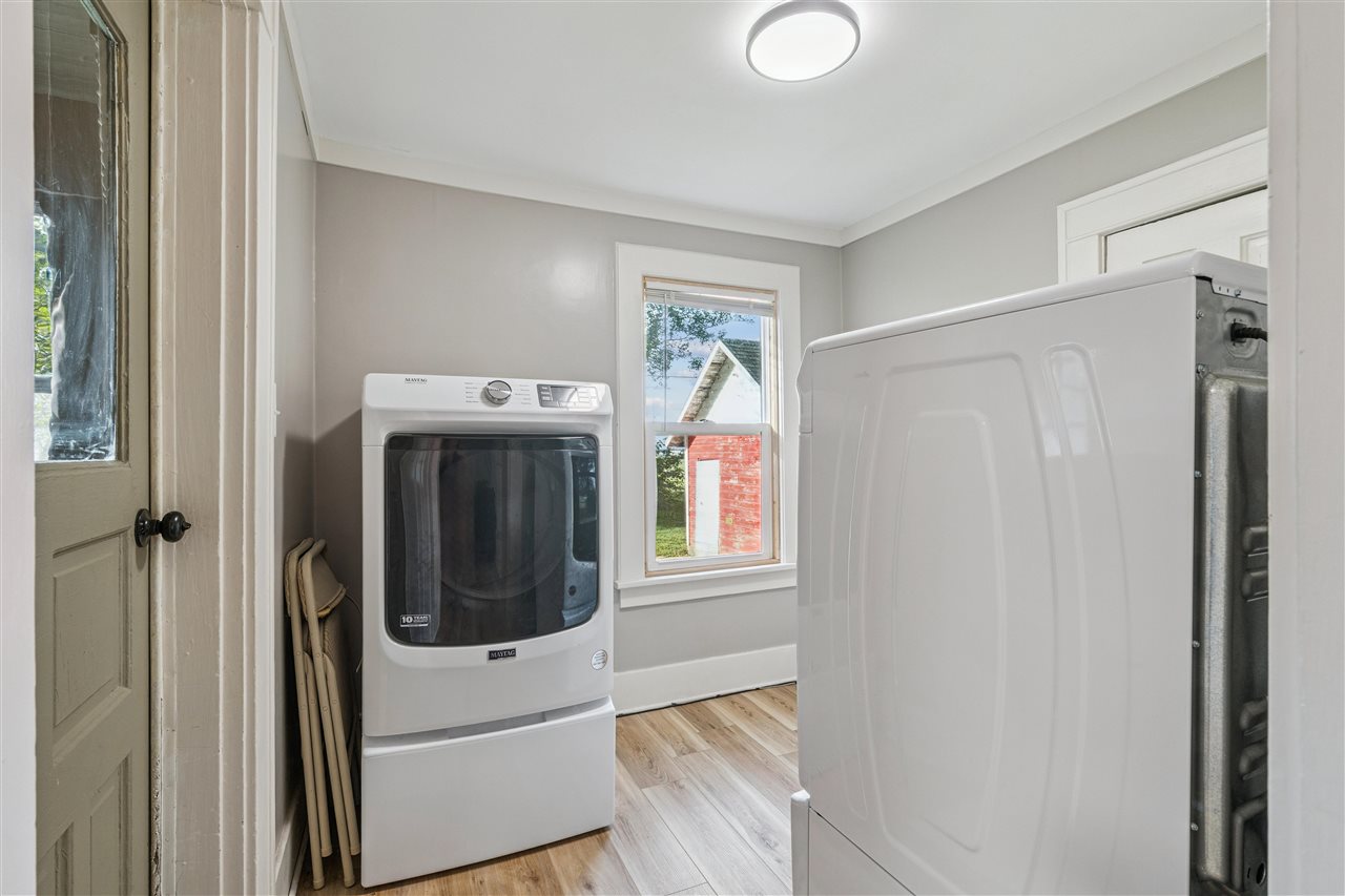 121 Brady Street Hills IA 52235