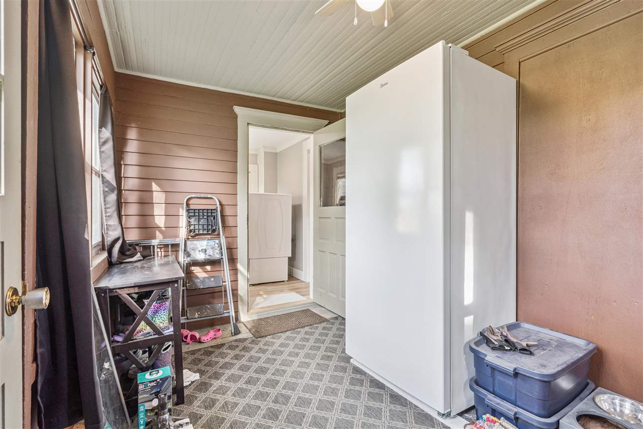 121 Brady Street Hills IA 52235