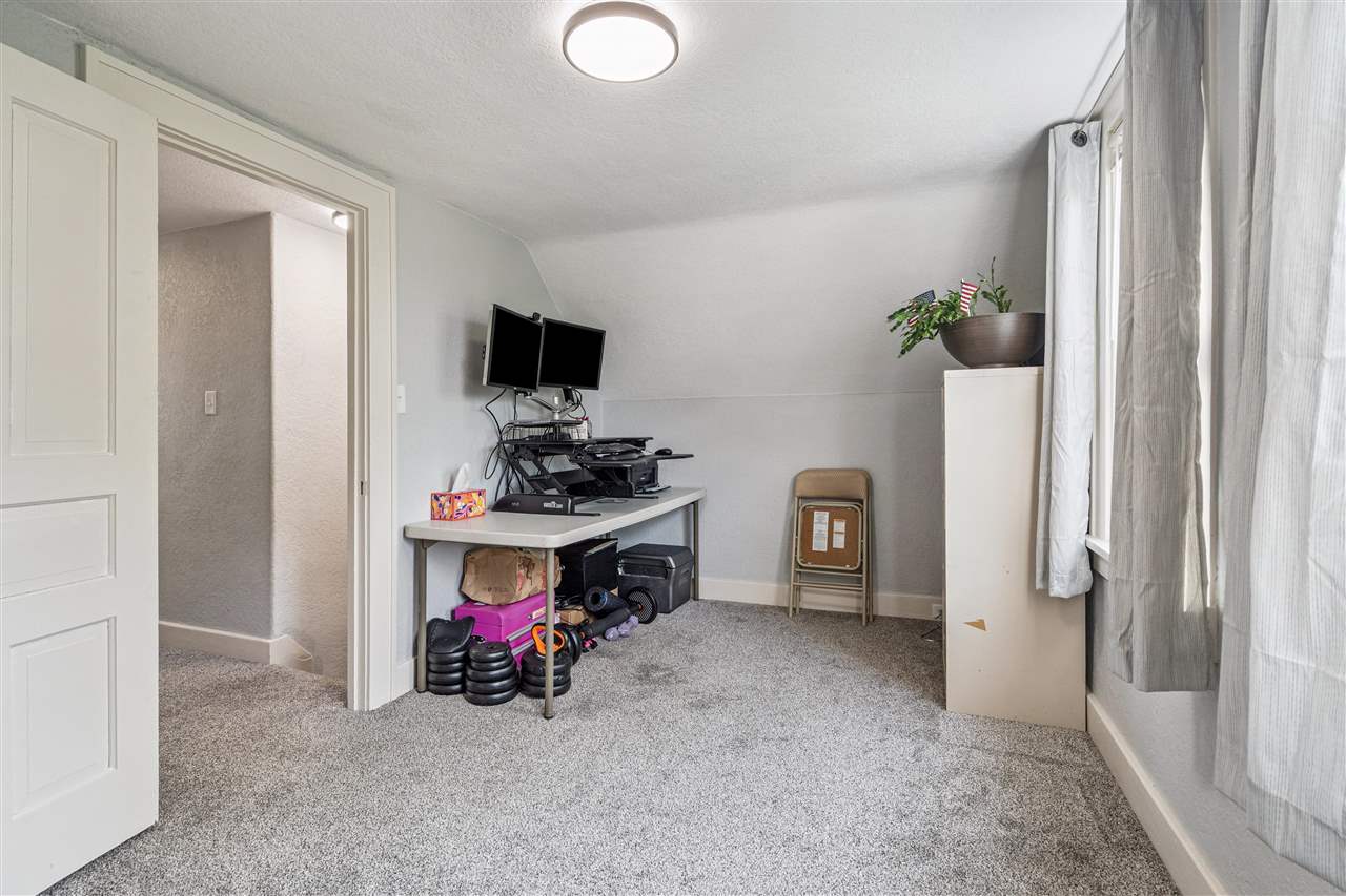 121 Brady Street Hills IA 52235