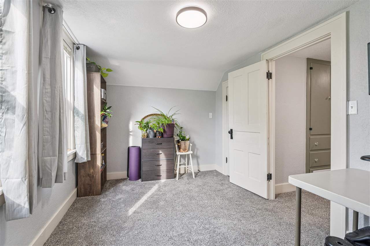 121 Brady Street Hills IA 52235