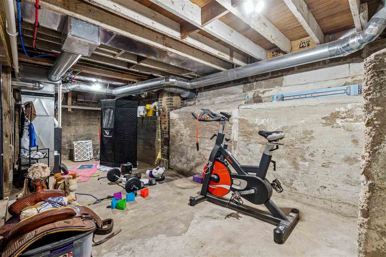 121 Brady Street Hills IA 52235