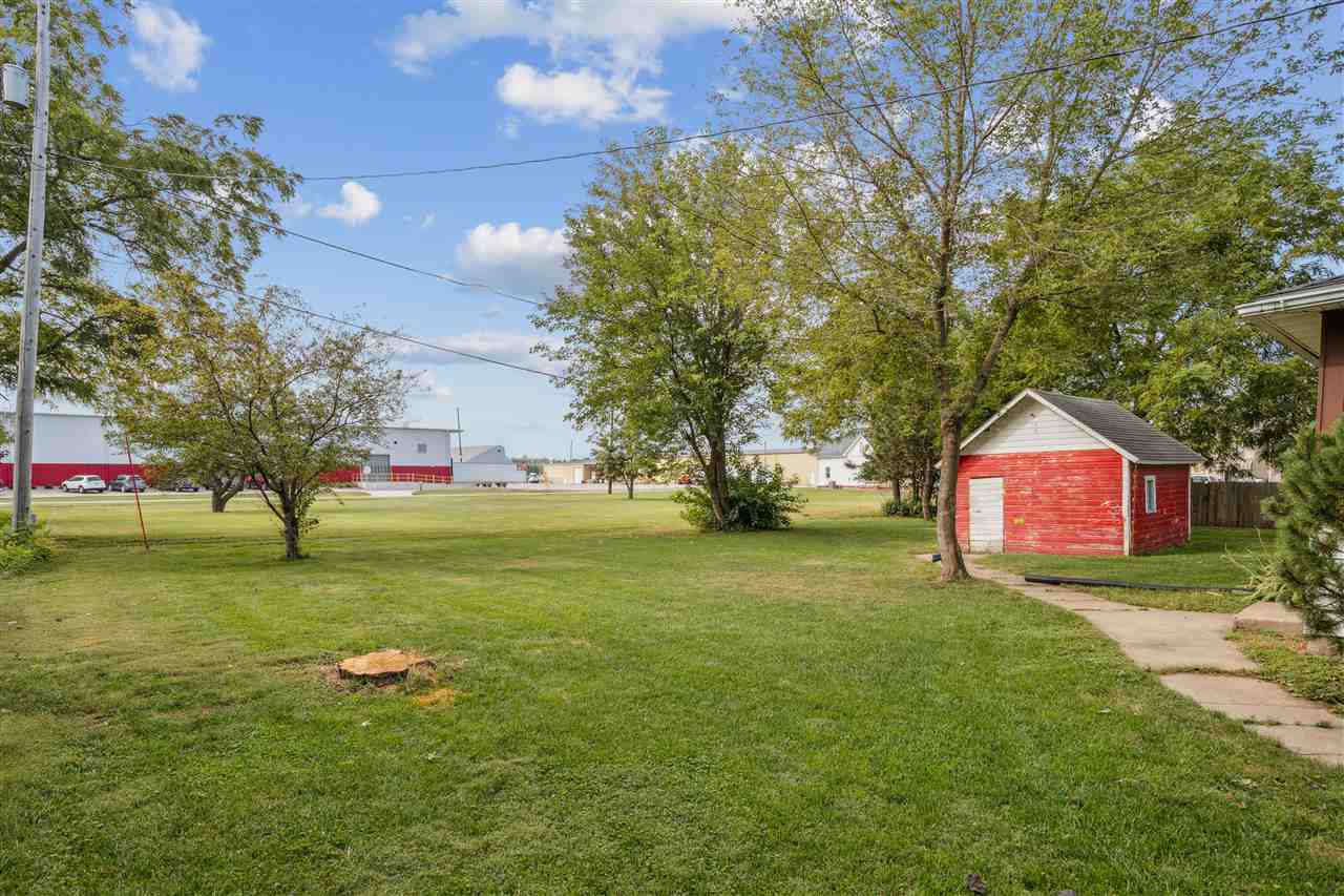 121 Brady Street Hills IA 52235