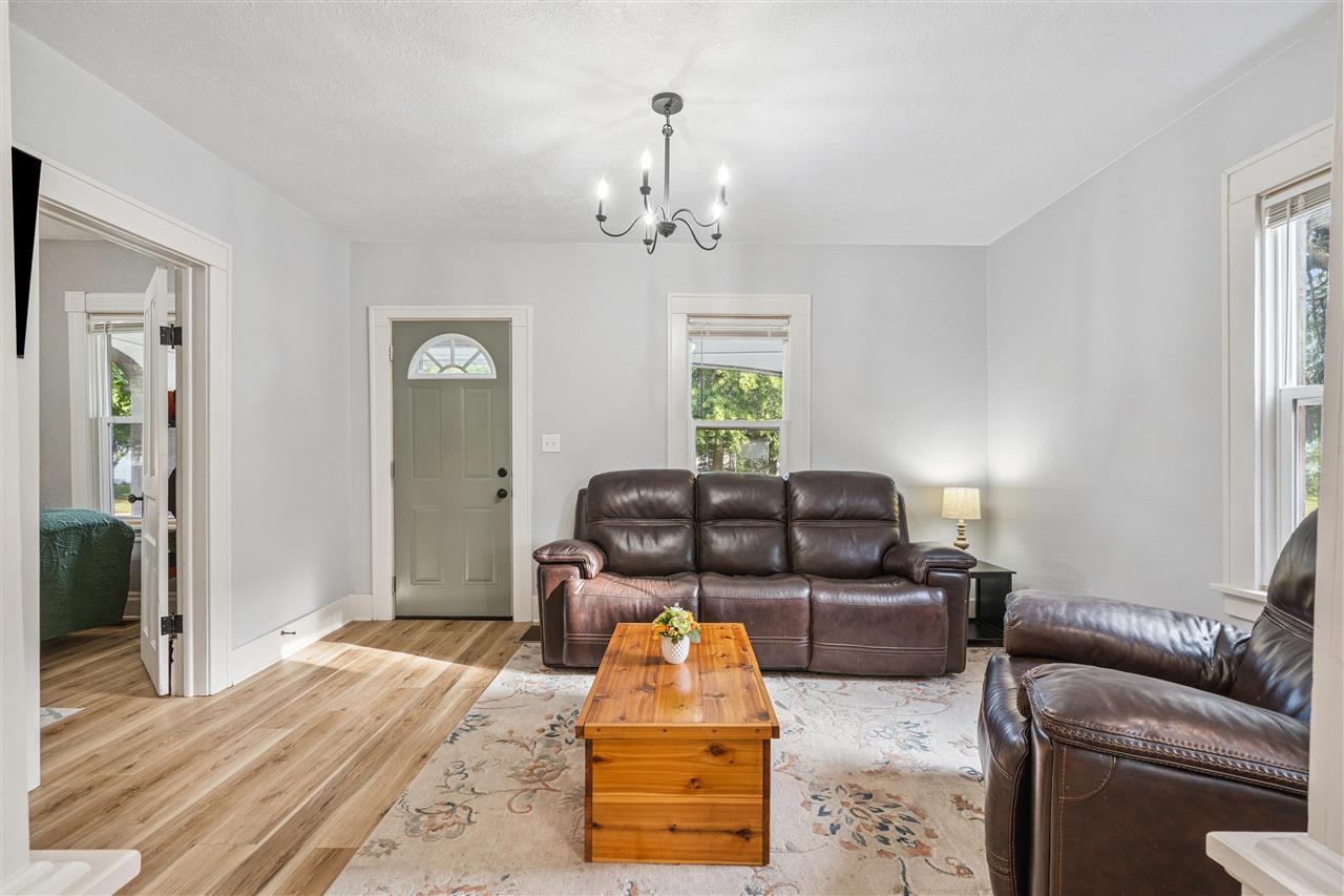 121 Brady Street Hills IA 52235