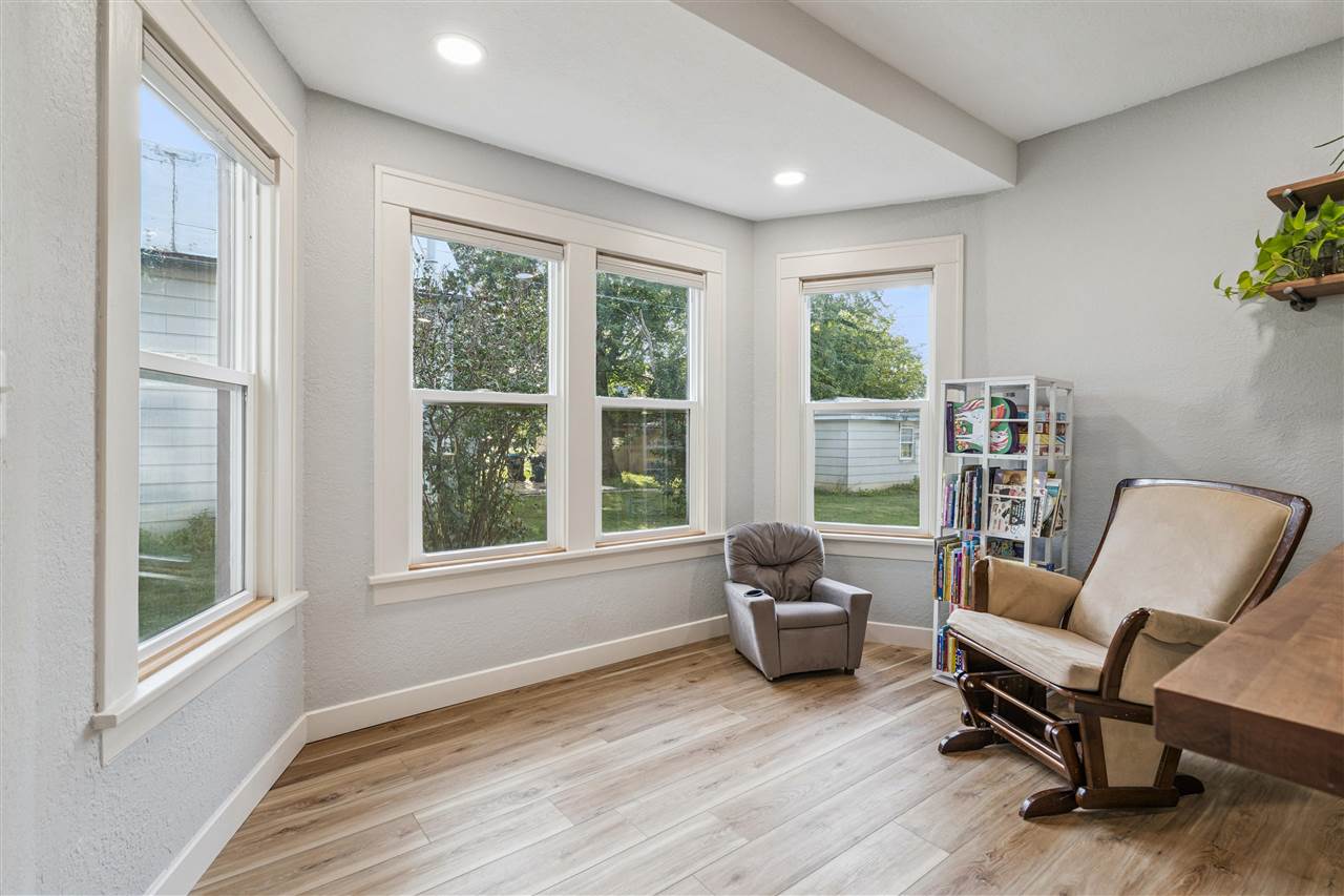 121 Brady Street Hills IA 52235