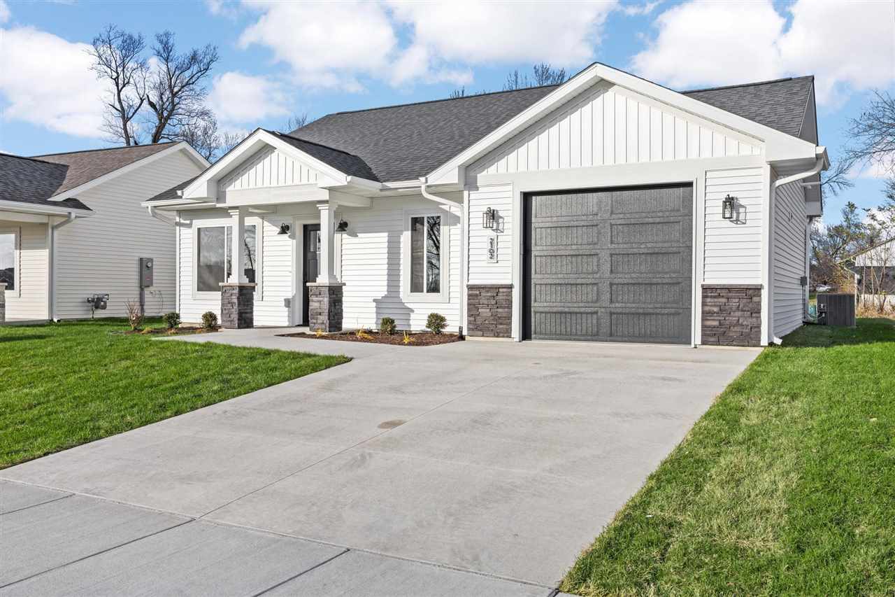 2102 Whispering Meadow Drive Iowa City IA 52240