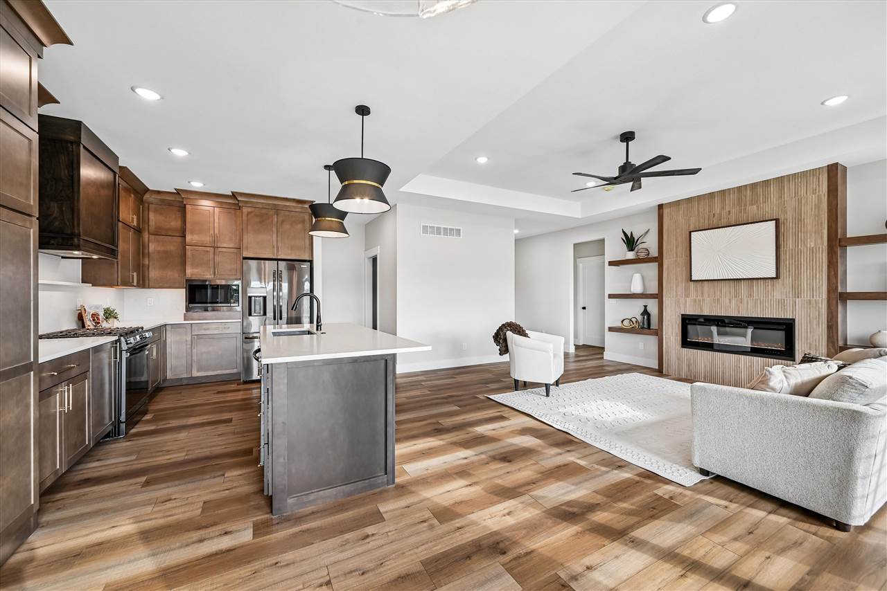 1423 Echo Ridge Lane Marion IA 52302