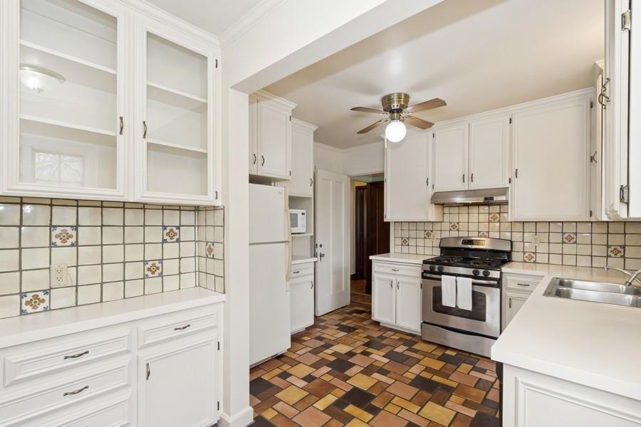 1818 N Dubuque Street Iowa City IA 52245