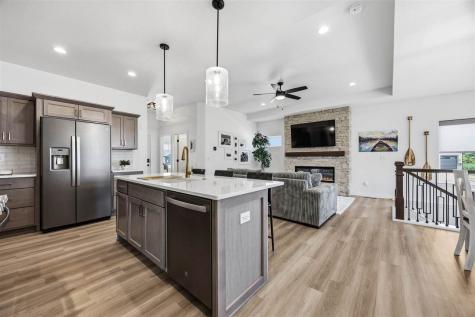 710 Kohl Drive North Liberty IA 52317