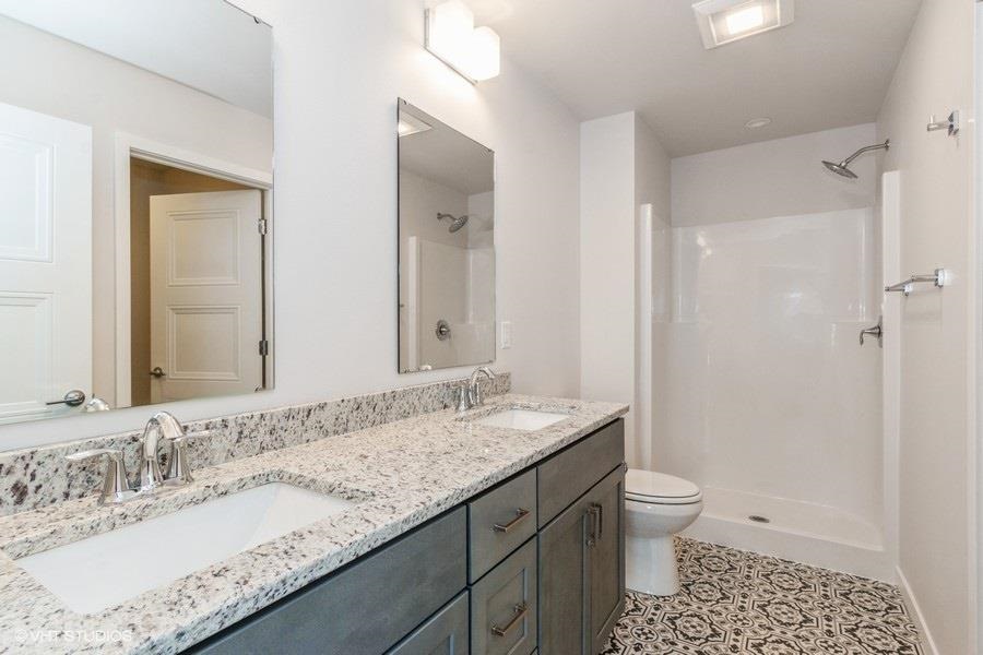 1095 Mary Lane North Liberty IA 52317