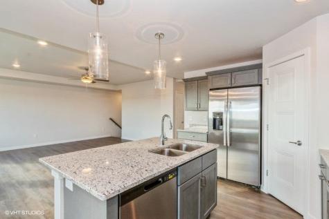 1095 Mary Lane North Liberty IA 52317