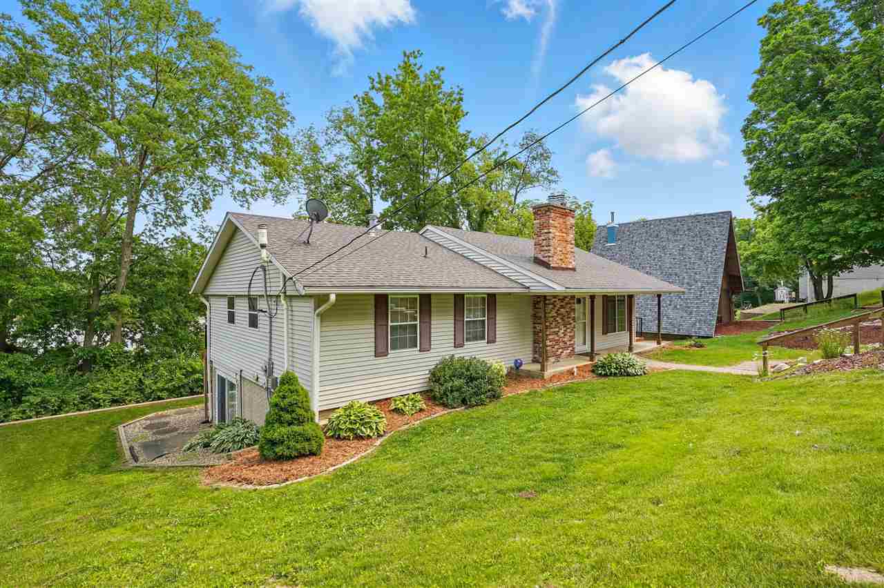 2320 Rice Ridge Lane NE North Liberty IA 52317