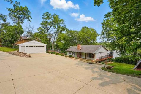 2320 Rice Ridge Lane NE North Liberty IA 52317