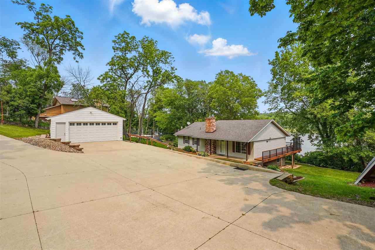 2320 Rice Ridge Lane NE North Liberty IA 52317