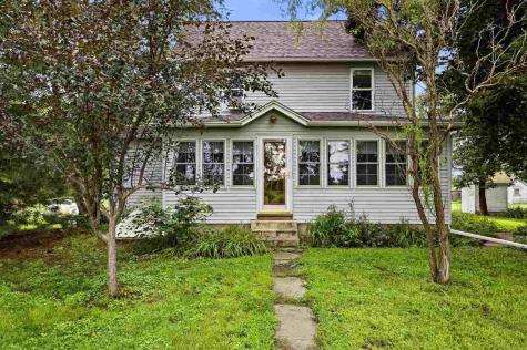 1059 210th Nichols IA 52766