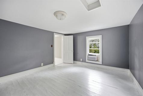 1059 210th Nichols IA 52766