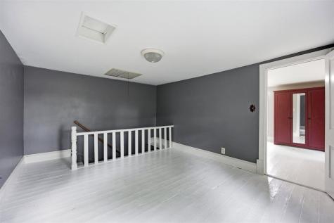 1059 210th Nichols IA 52766