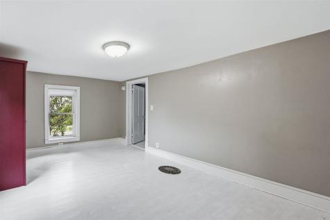 1059 210th Nichols IA 52766
