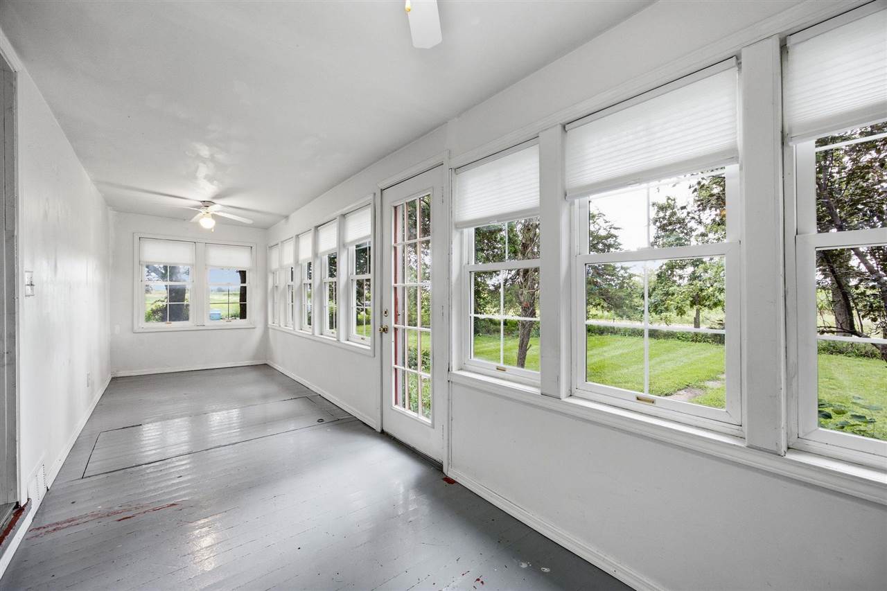 1059 210th Nichols IA 52766
