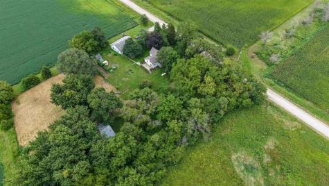 1059 210th Nichols IA 52766