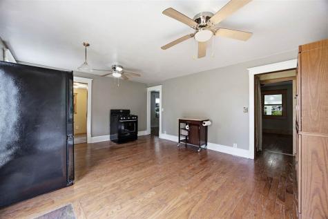 1059 210th Nichols IA 52766