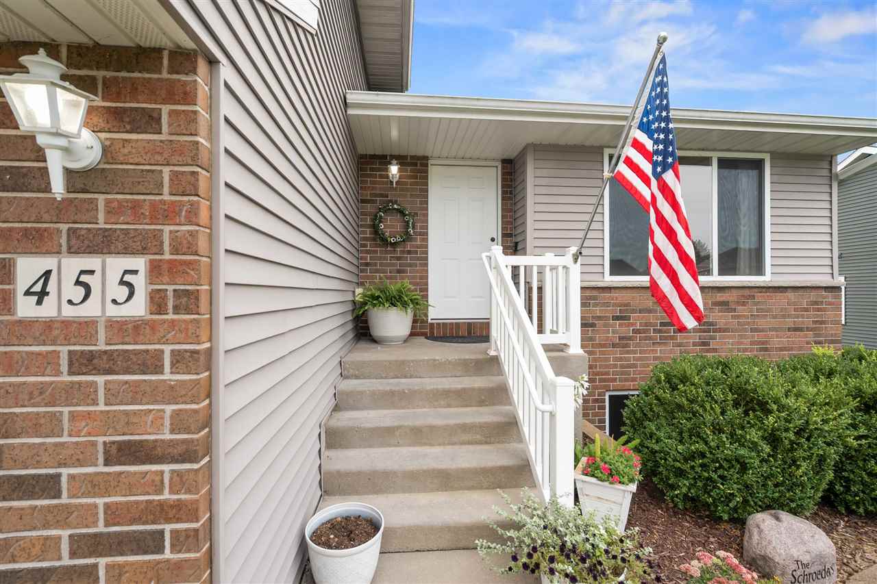 455 E Tartan Drive North Liberty IA 52317