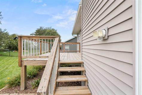 455 E Tartan Drive North Liberty IA 52317