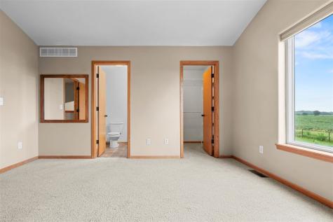 455 E Tartan Drive North Liberty IA 52317