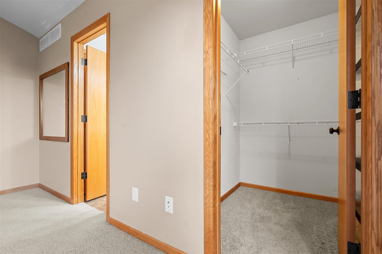 455 E Tartan Drive North Liberty IA 52317