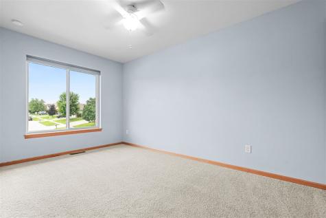 455 E Tartan Drive North Liberty IA 52317