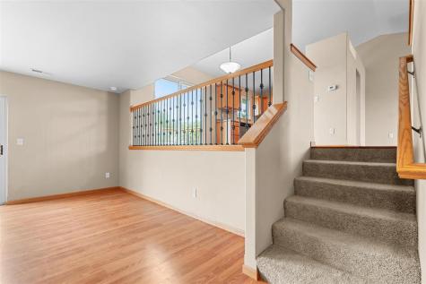 455 E Tartan Drive North Liberty IA 52317