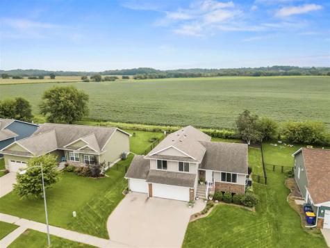 455 E Tartan Drive North Liberty IA 52317