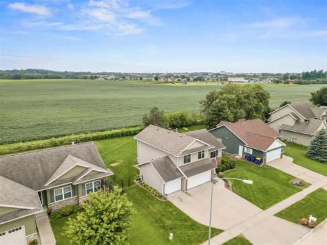 455 E Tartan Drive North Liberty IA 52317