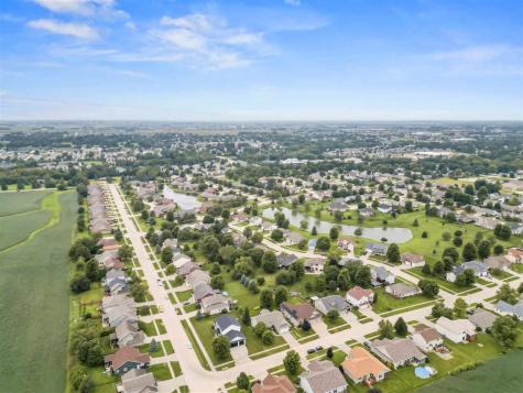 455 E Tartan Drive North Liberty IA 52317