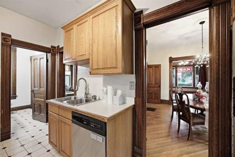 308 E 6th Street West Liberty IA 52776