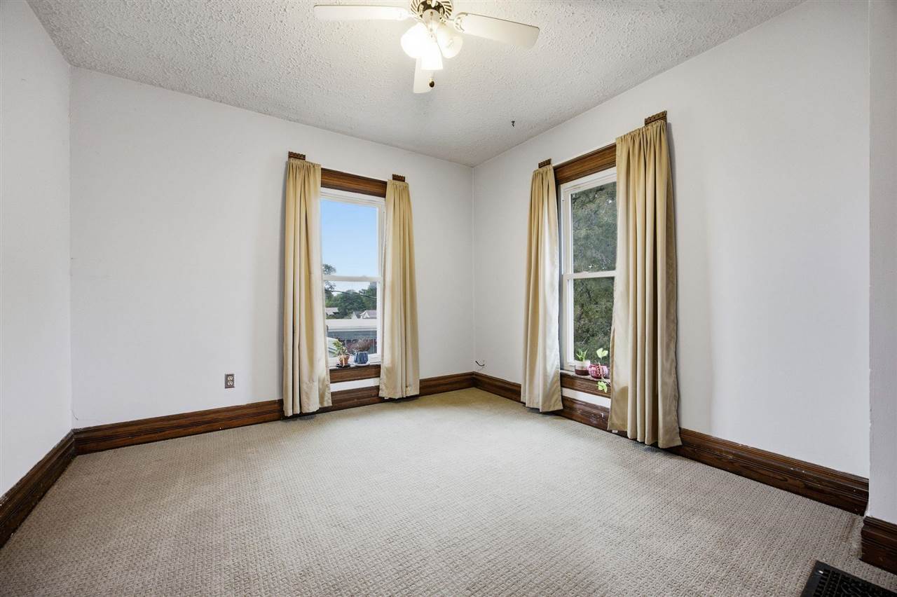 308 E 6th Street West Liberty IA 52776