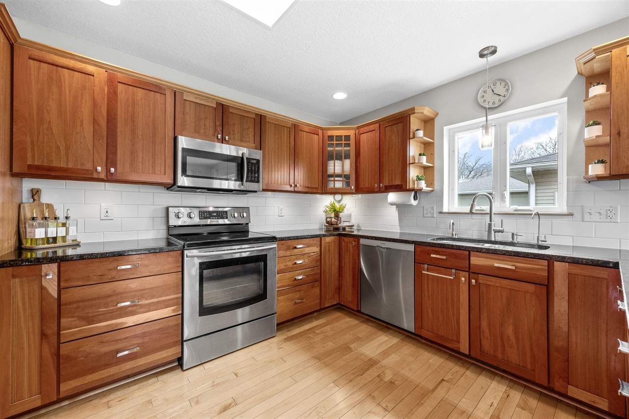 359 Sierra Trace Coralville IA 52241