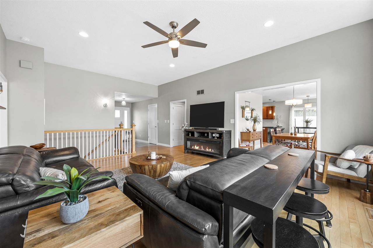 359 Sierra Trace Coralville IA 52241