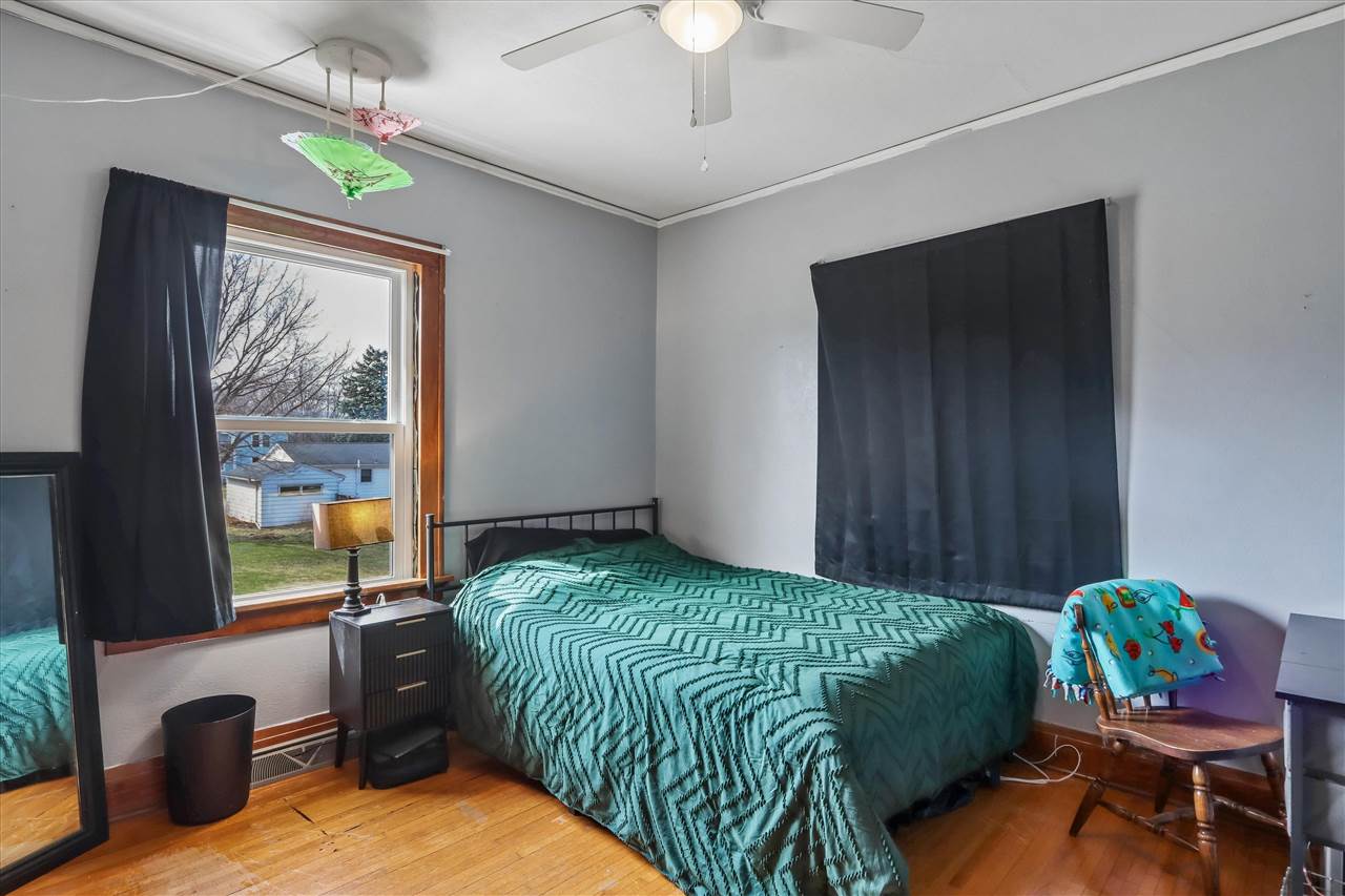 204 W Maple Street Williamsburg IA 52361