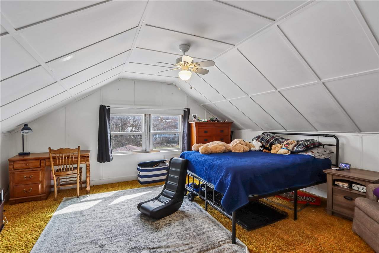 204 W Maple Street Williamsburg IA 52361