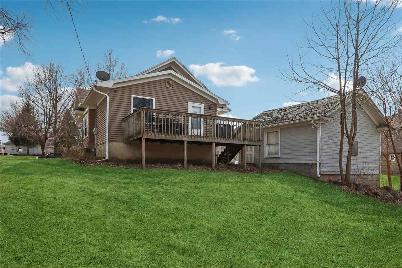 204 W Maple Street Williamsburg IA 52361
