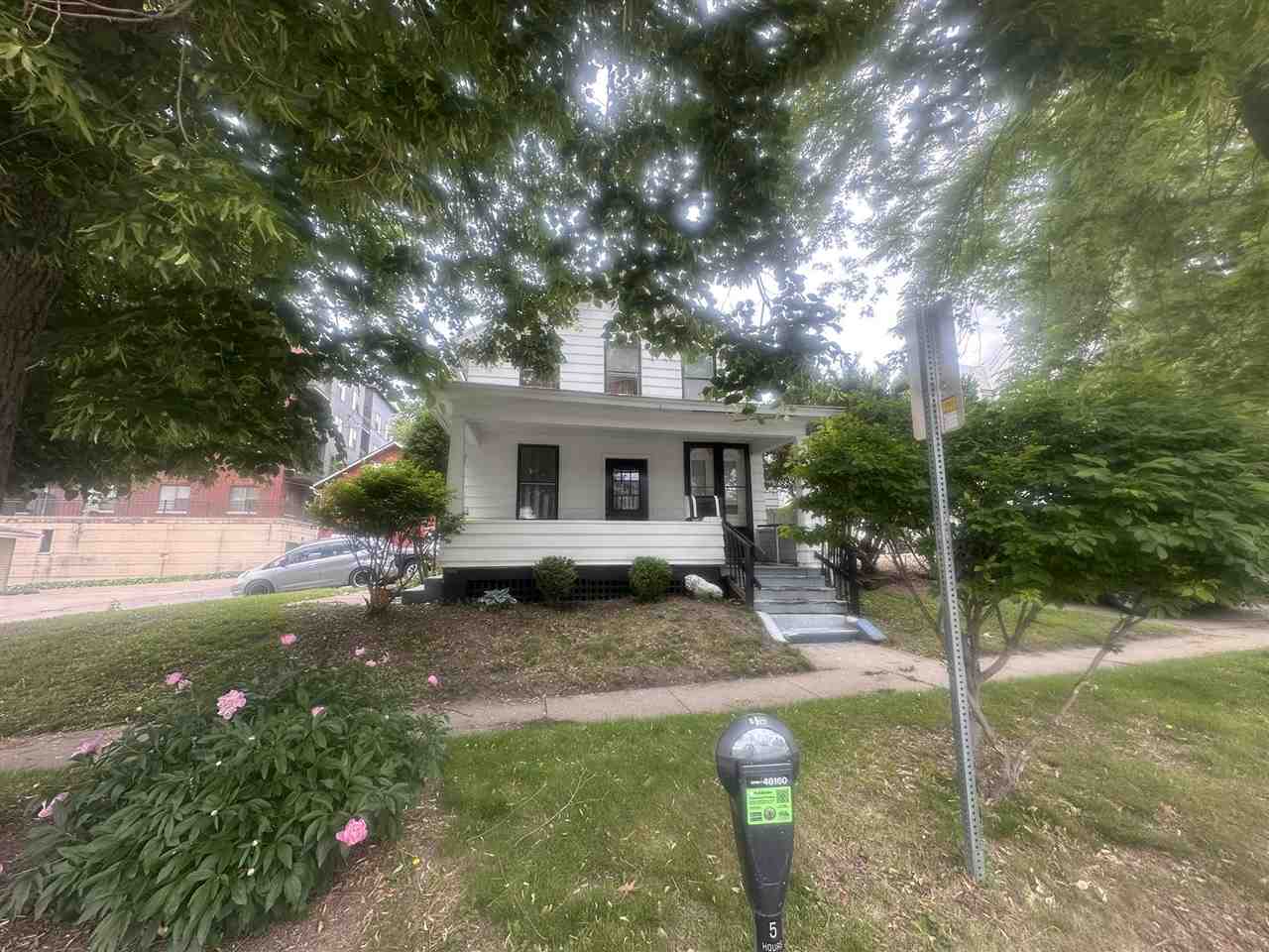 25 N Van Buren Iowa City IA 52245