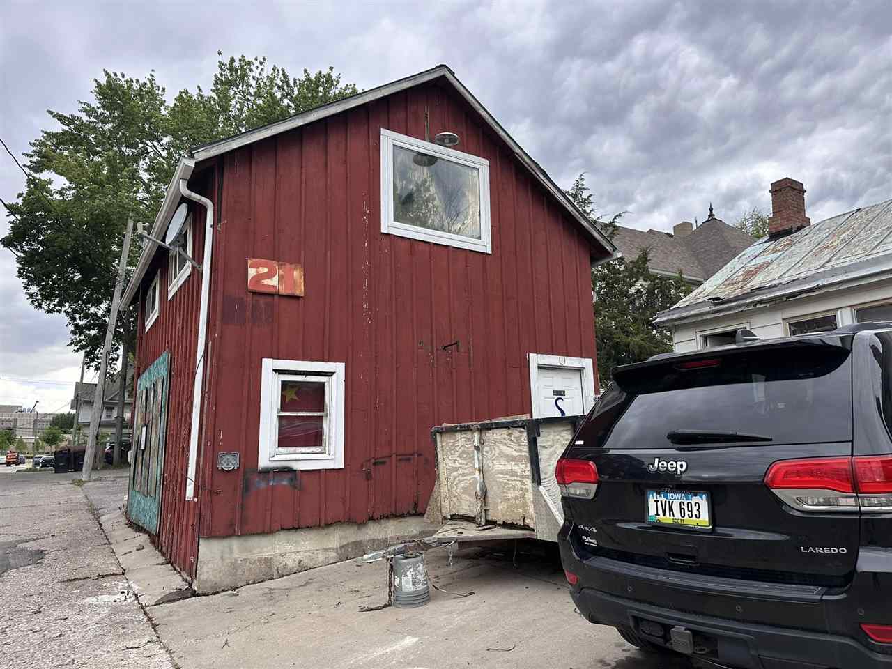 25 N Van Buren Iowa City IA 52245