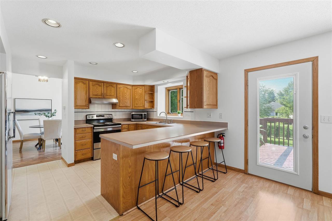 1935 Flanigan Court Iowa City IA 52246