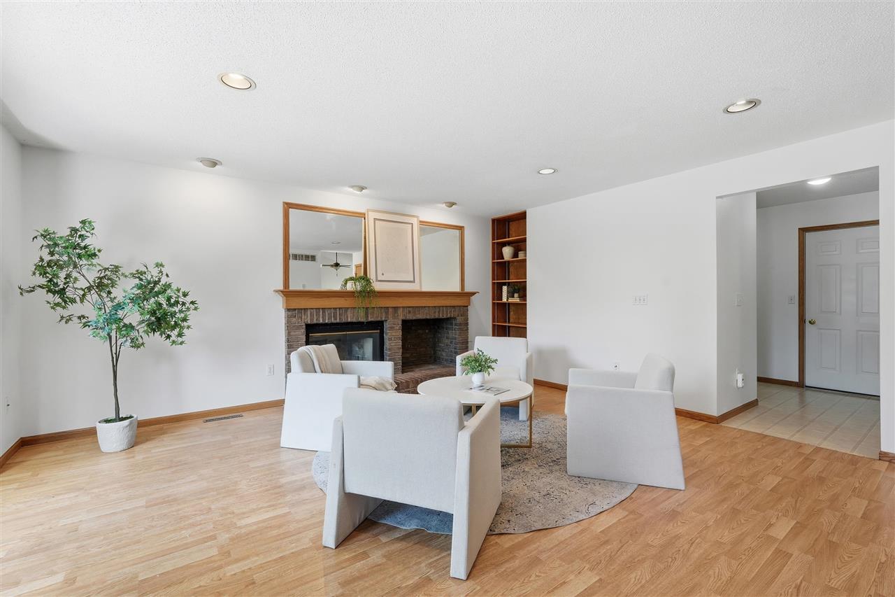 1935 Flanigan Court Iowa City IA 52246