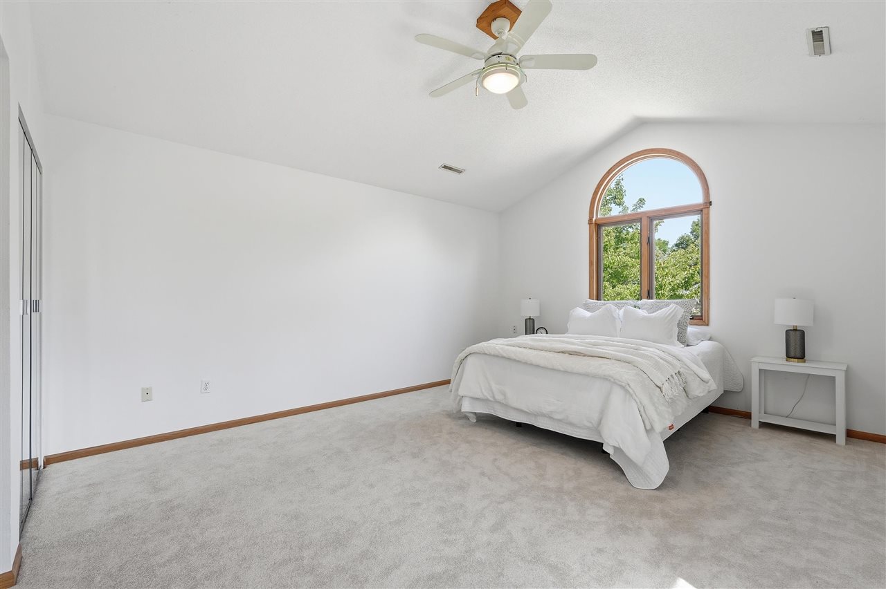 1935 Flanigan Court Iowa City IA 52246