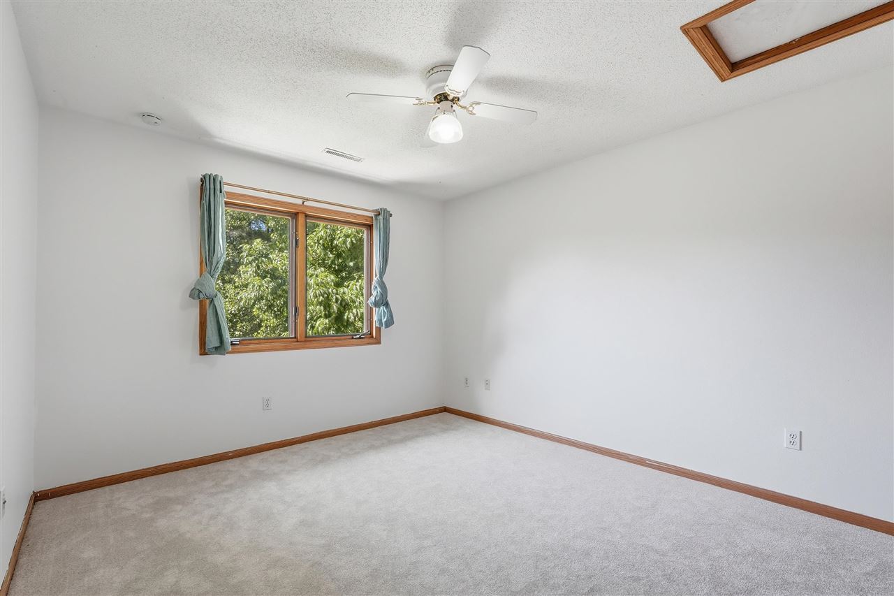 1935 Flanigan Court Iowa City IA 52246